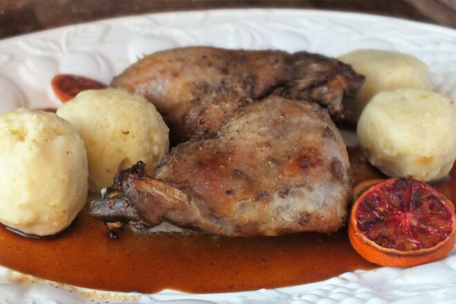 Kartoffelklöße Gänsekeule Orangen