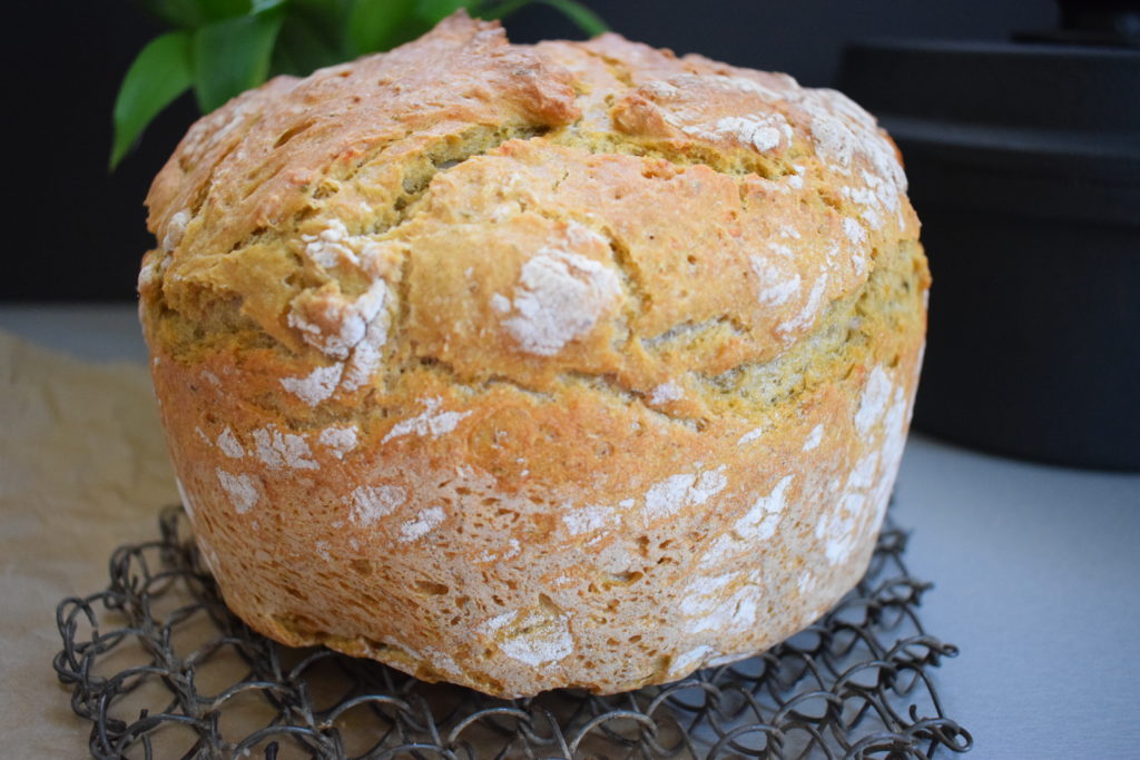 Kartoffelbrot mit Bärlauch und Dinkel