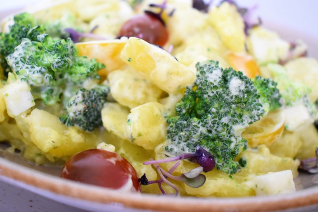 KARTOFFELSALAT MIT BÄRLAUCH - Kartoffelwerkstatt