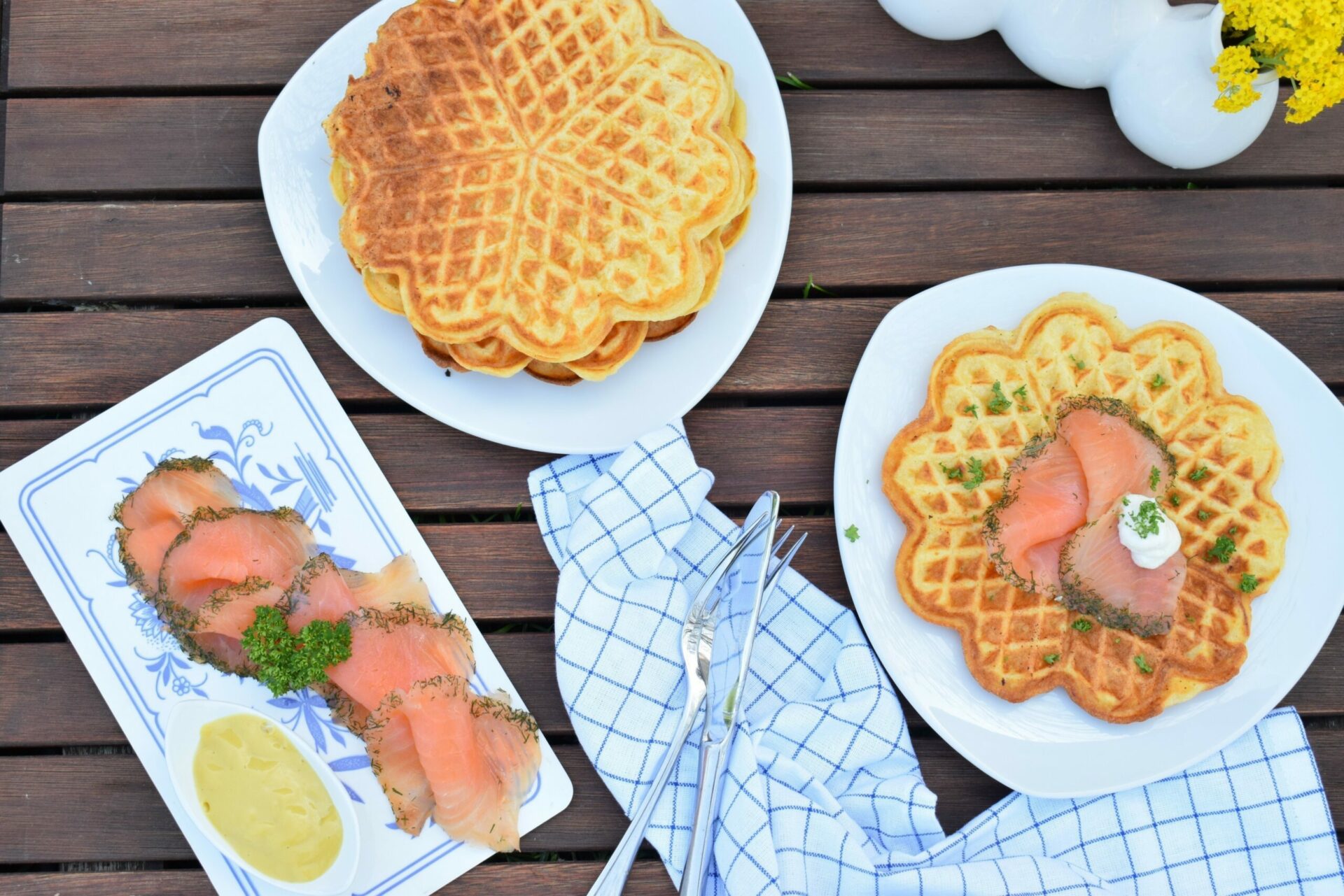 Kartoffelwaffeln Graved Lachs 1 scaled