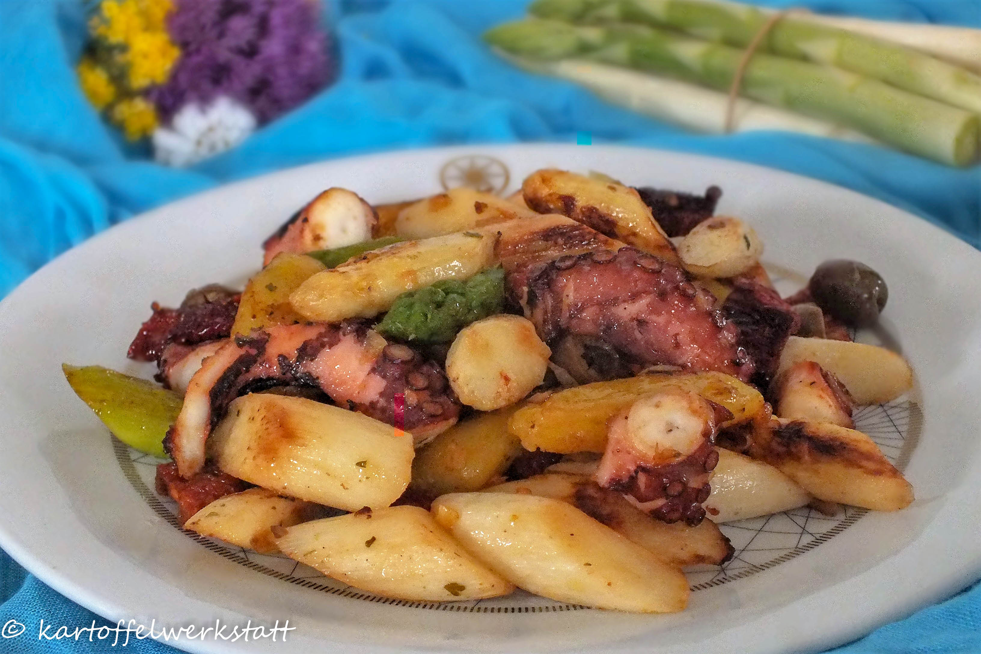 PULPO MIT GEBRATENEM SPARGEL & KARTOFFELN 4 Pulpo mit 3 von 3
