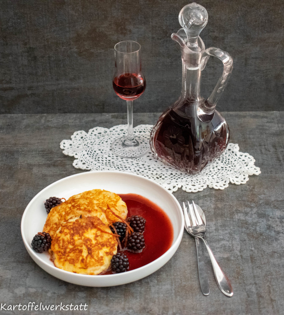 Herbstküche - Kartoffel-Birnen-Puffer mit Brombeerragout