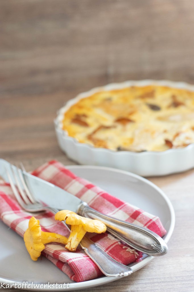 Pilztarte mit einem knusprigen Röstiboden perfekt für die schöne Herbstzeit