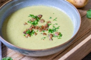 Kartoffelsuppe mit Petersilienwurzel