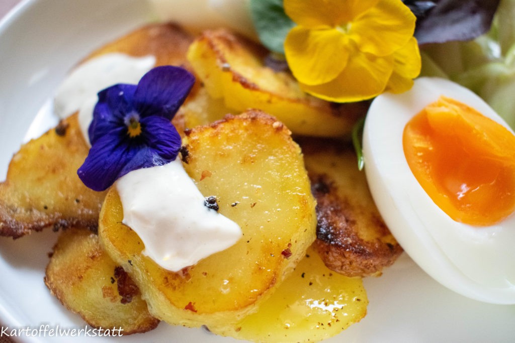 Frühling Bratkartoffeln mit Zitronenmayonnaise