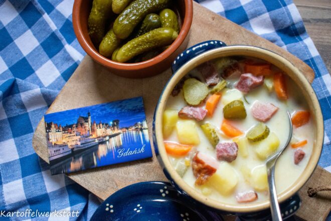 Polnische Kartoffel Gurkensuppe